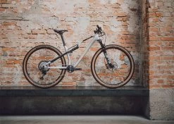 Cube AMS ZERO99 C:68X Race 29 Silver´n´black -Shimano Store CUBE AMS ZERO99 C68X Race 29 silver n black 1