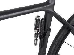 Topeak Tubi Master Mit 16g CO2-Kartusche 12 Topeak Tubi Master Mit 16g CO2-Kartusche -Shimano Store TUB MS mnt seattube